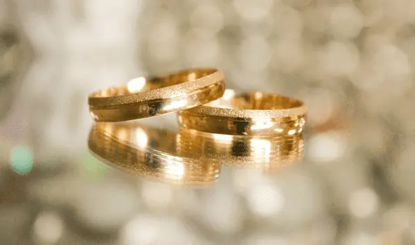 Como saber se a minha aliança é de ouro? - porque-aliancas-sao-de-ouro