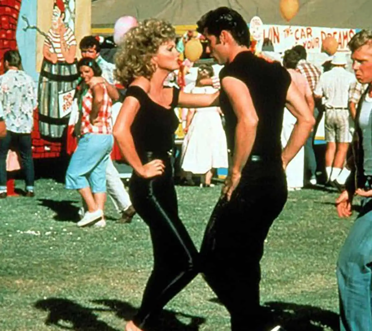 Músicas de filmes que vão deixar seu casamento ainda mais romântico - grease-tem-otima-trilha-sonora-para-casamentosjpg-1