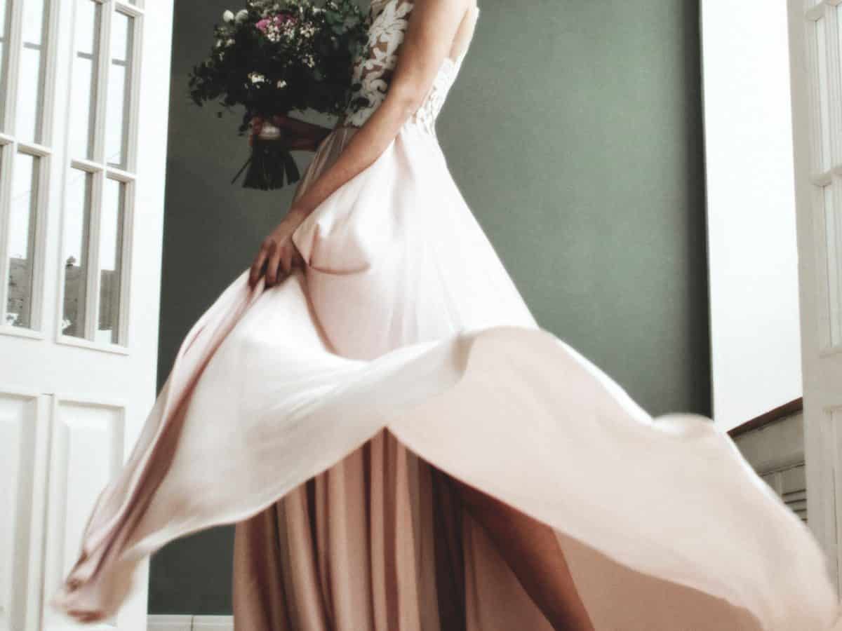 Inspire-se: vestidos de casamento da família real britânica - vestido-noiva-rose-buque