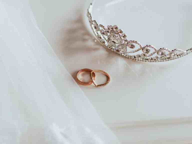 Tipos de grinalda de noiva: decida qual usar no seu casamento