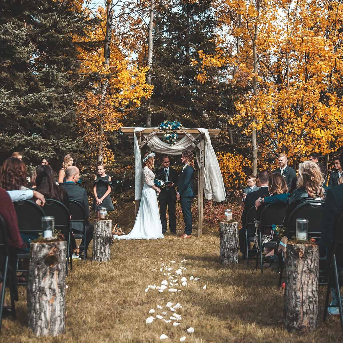 Casamento rustico ao ar livre