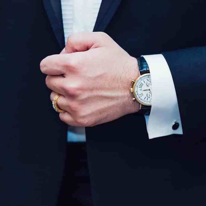 O que o homem usa quando está noivo? - Homem usa anel em qual mao quando esta noivo 5 Homem usa anel em qual mao quando esta noivo 5 - o que o homem usa quando está noivo?