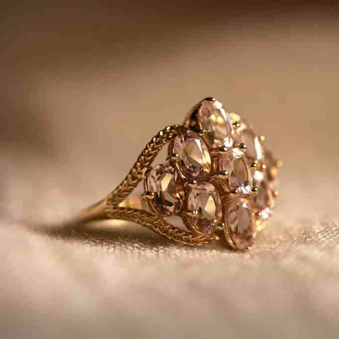 O que quer dizer Ouro Baixo? Vale a pena comprar? - Ouro 18k ou ouro baixo 1 Anel de ouro com diversas pedras