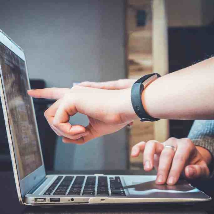 Aliança de Casamento: Tudo o que o você precisa saber para comprar a sua Online - Comprar aliancas online seguranca Comprar aliancas online com segurança na internet - aliança de casamento: tudo o que o você precisa saber para comprar a sua online