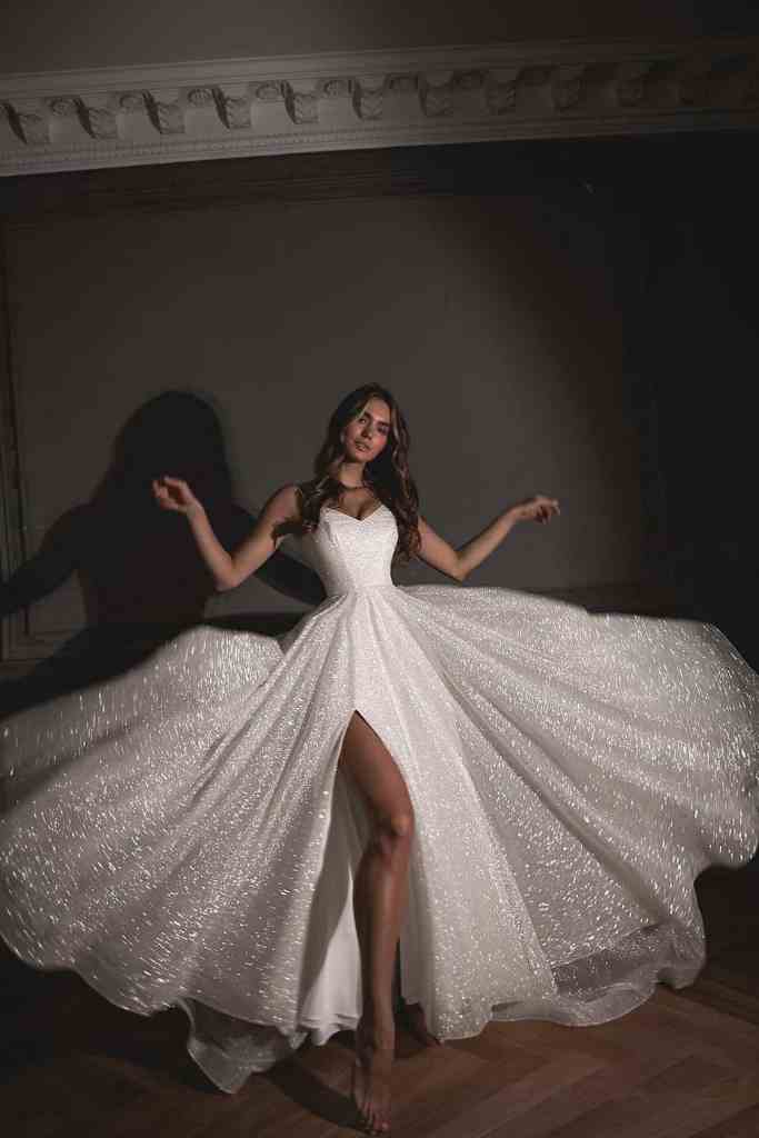 Vestido de noiva princesa com muito brilho