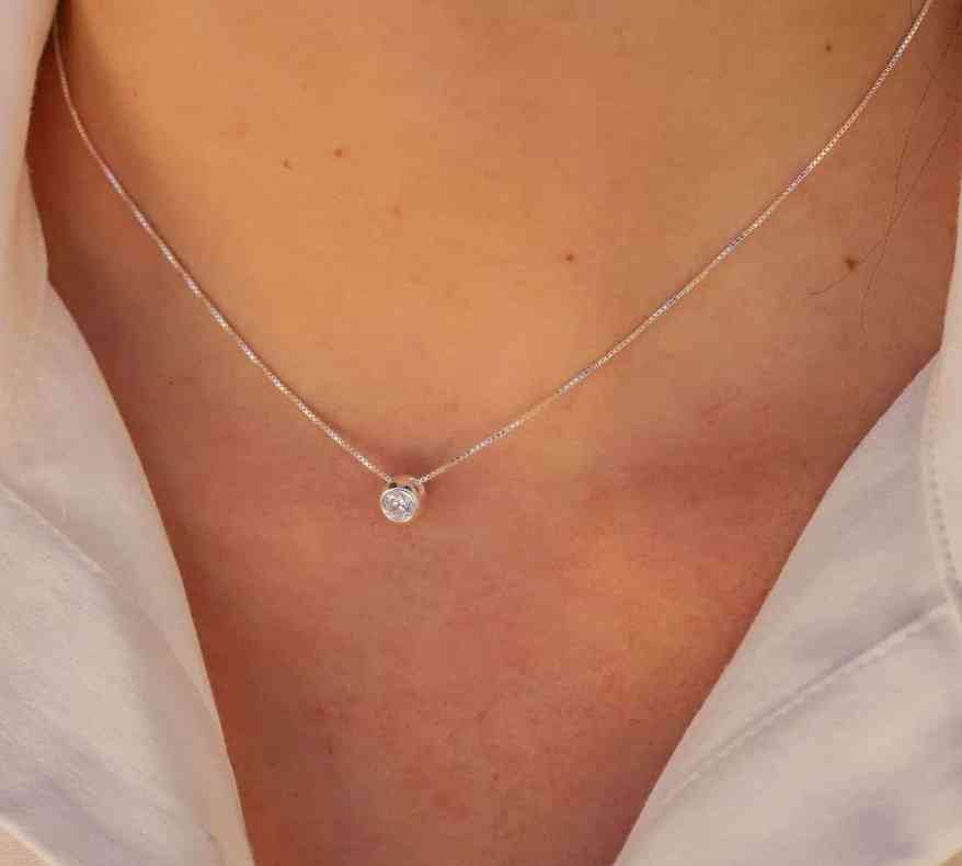 Ponto de Luz: o que é nos acessórios? - Ponto de luz 1 Colar ponto de luz