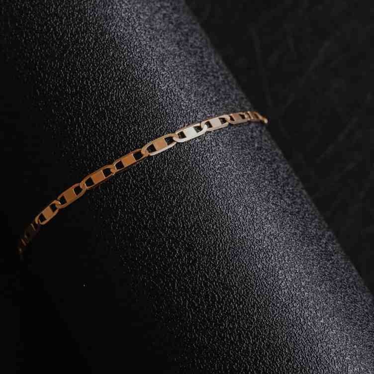 Corrente Piastrine: Guia Completo de Como Usar e Cuidados - Corrente piastrine o que e 5 Pulseira de ouro 18k hildr | piastrine