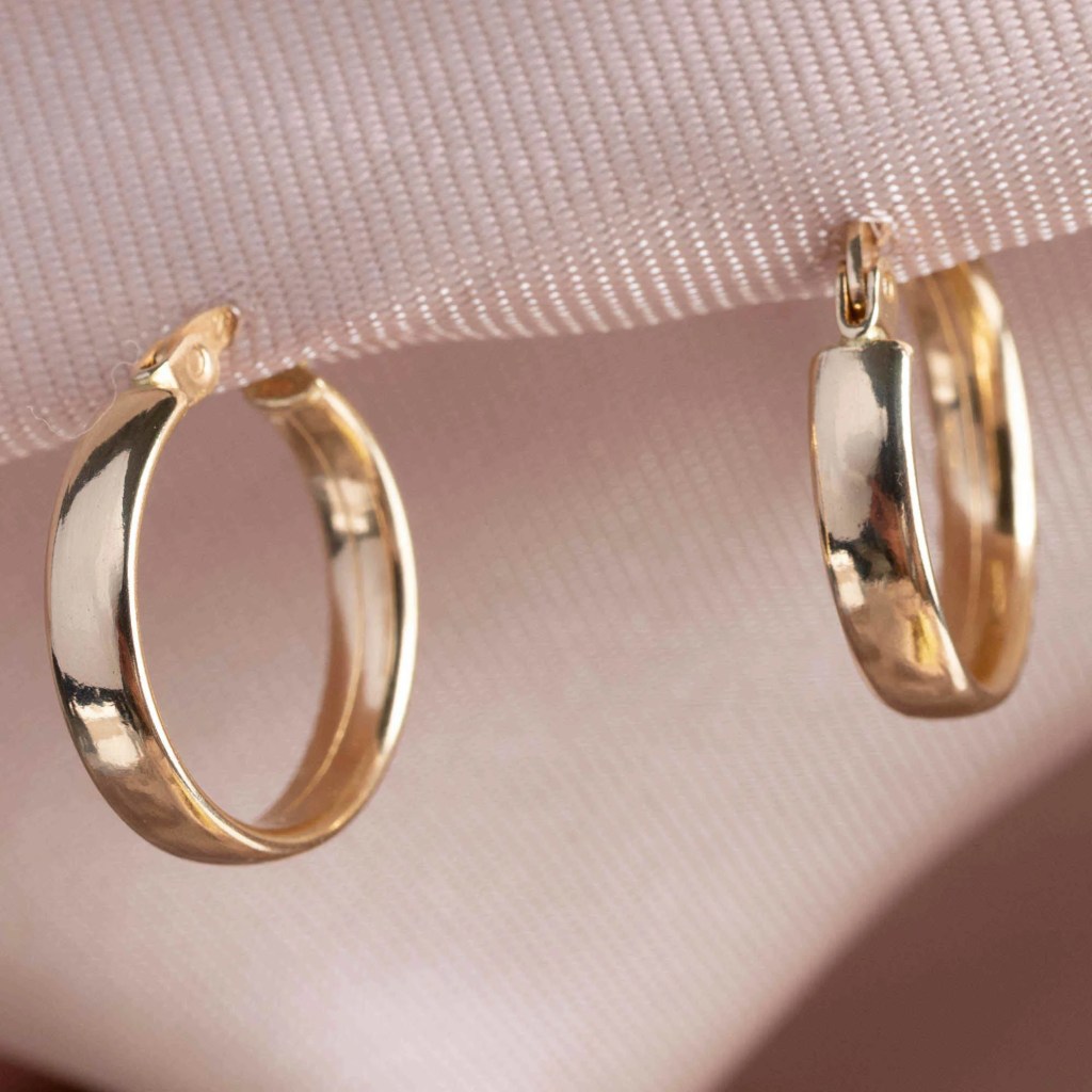 Brinco de ouro 18k caca d'oie| altar