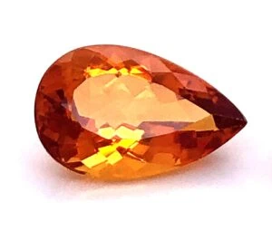 Pedra de citrino em formato de gota